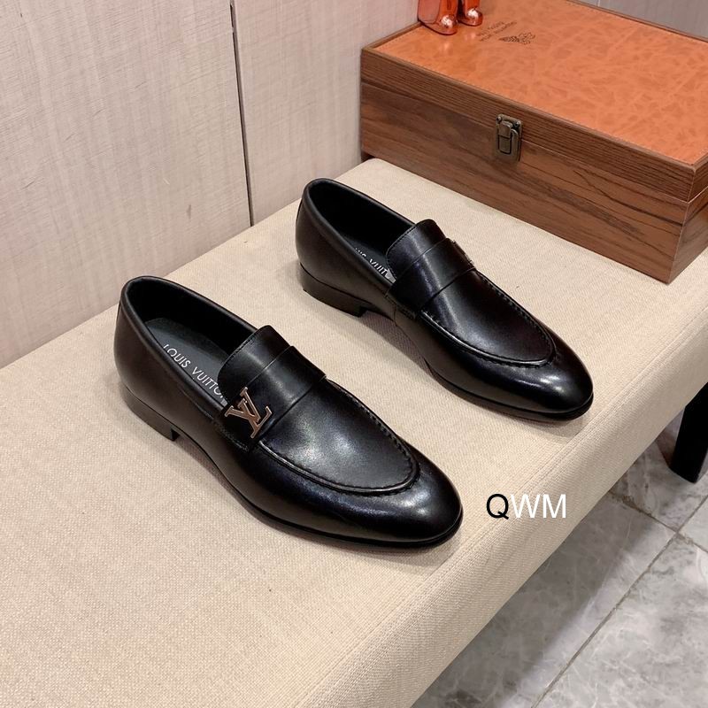 LV Men's Shoes 116